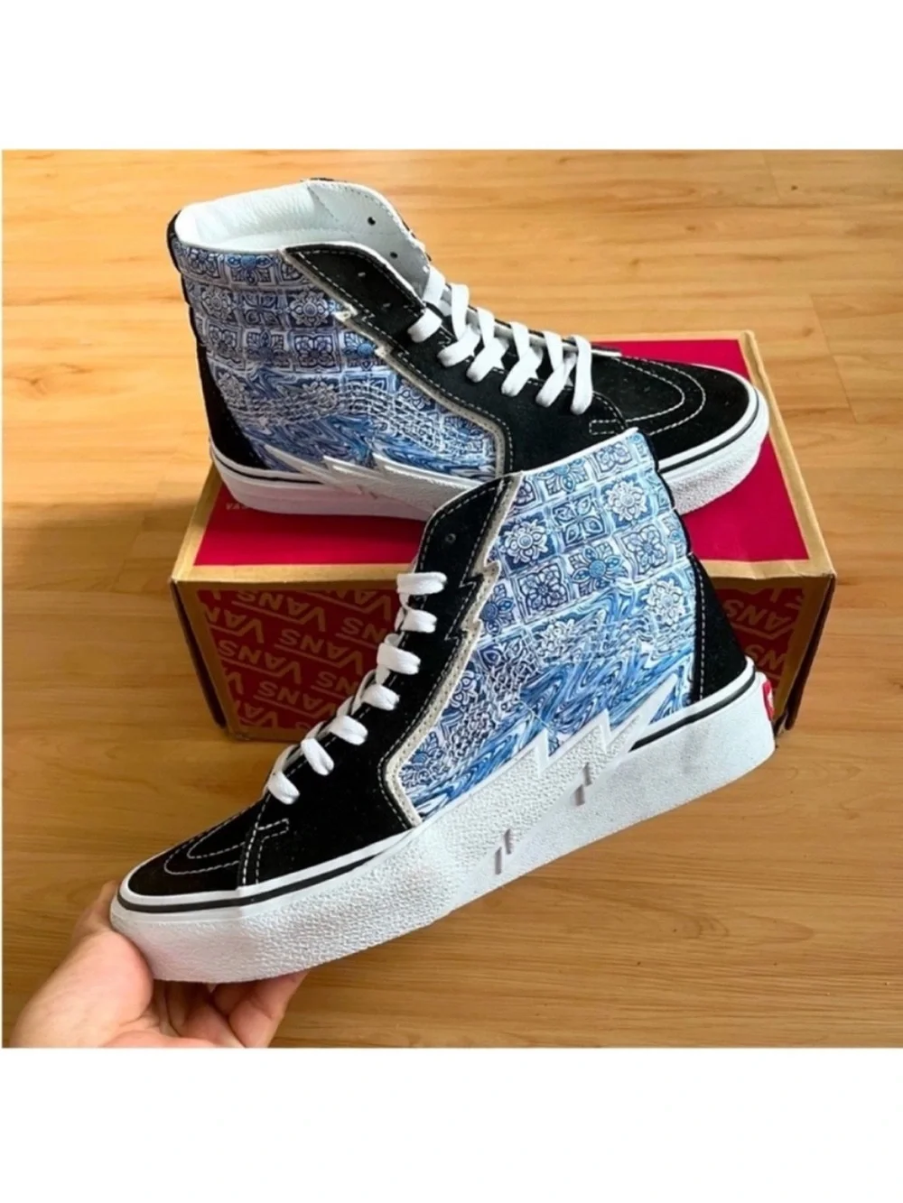 Vans SK8-Hi Bolt Casual Fashion High Top Shoes Liquify Black Blue' Women 8.5 US
